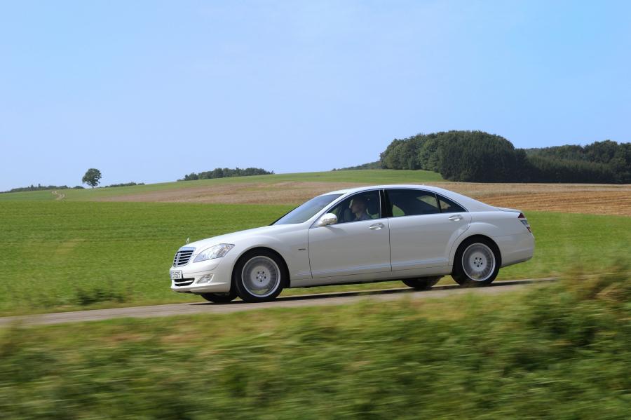  Mercedes-Benz S320 CDI BlueEFFICIENCY 2009 года  (фото 4 из 10)